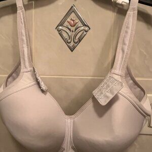 Vanity Fair Sport Full-Figure Wireless Bra 71500 - White